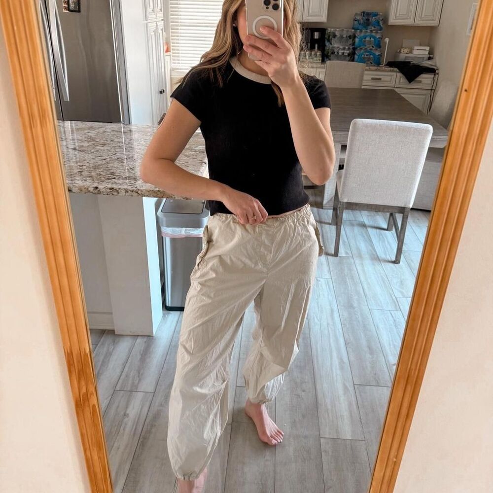 Aeropostale Women's Cream and Black Trousers